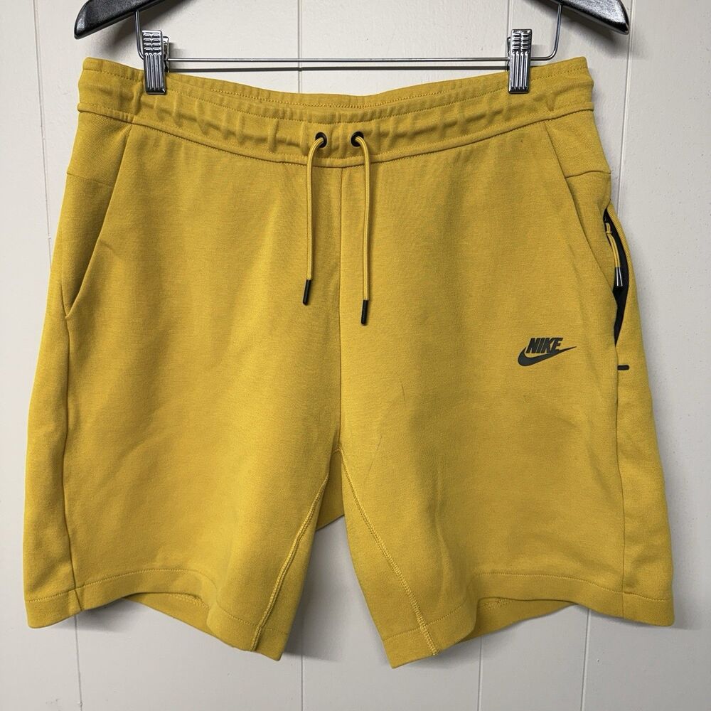 Nike Sportswear Tech Fleece Shorts Bonded Zip 928513-743 Yellow Men L GUC *